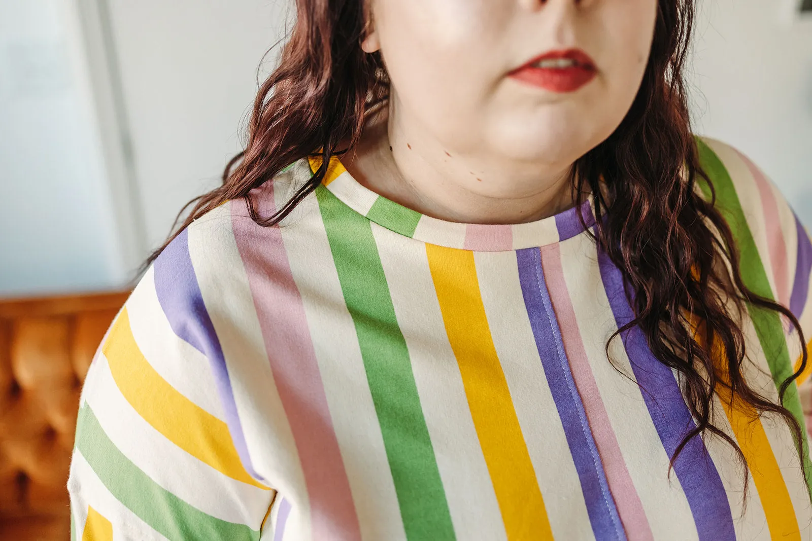 rhoda cropped sweatshirt in striped